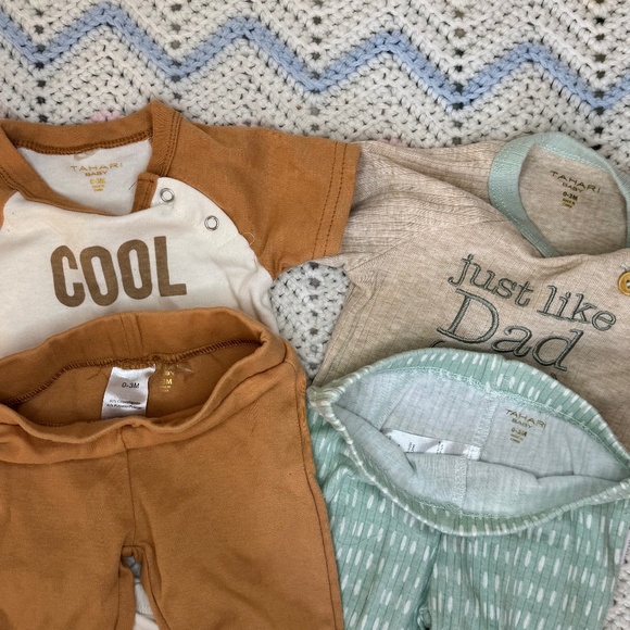 Tahari Baby Outfits - Picture 2 of 10